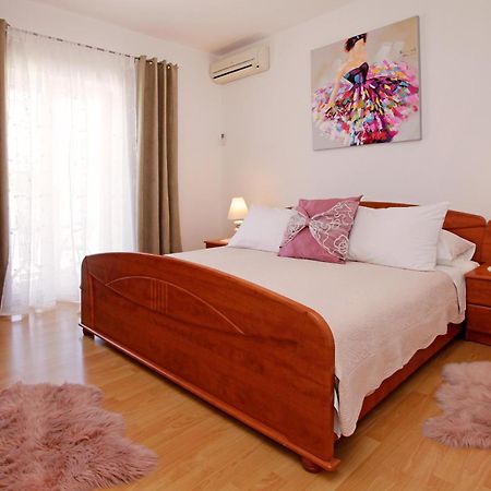 Sunshine Apartment Doda Vela Luka Bagian luar foto