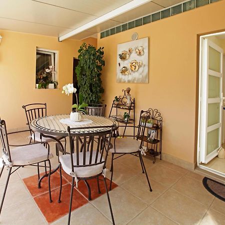 Sunshine Apartment Doda Vela Luka Bagian luar foto